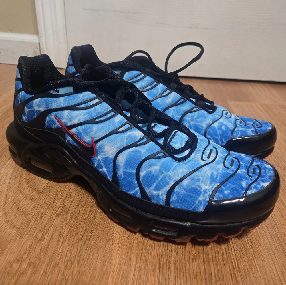 Nike Air Max Plus "Shark Attack" HQ3824-001 Black/Baltic Blue - Men's 12 - Picture 2 of 9